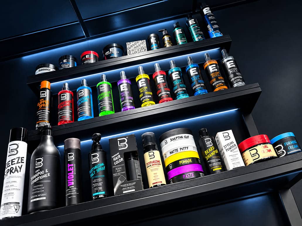 Produits de soin et de coiffage en rayon chez Everest Barbershop